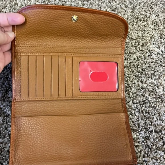 Dooney and Burke tan leather wallet - Picture 3 of 3